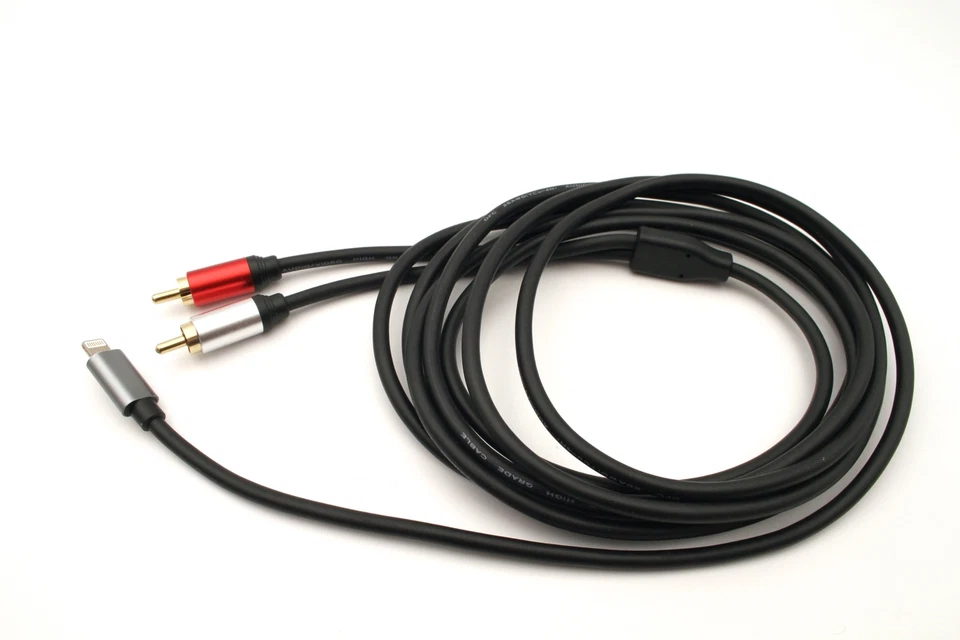 2 RCA to 8 Pin Aux Stereo Y Splitter Audio Cable for I Phone - 3M - Image 3 of 4