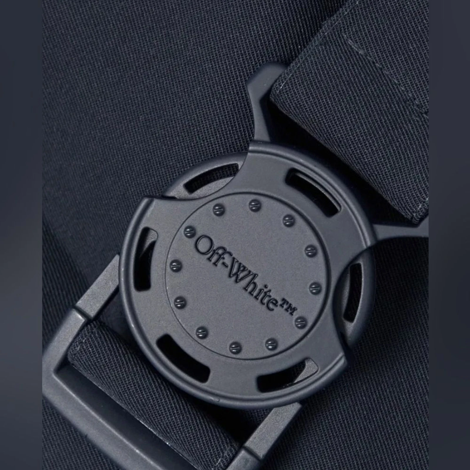 RRP US$2.175 Off White mini abito in lana vergine con fibbia blu navy nuovo con etichette