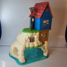 Calico Critters tree house secret island playhouse- No Accessories.