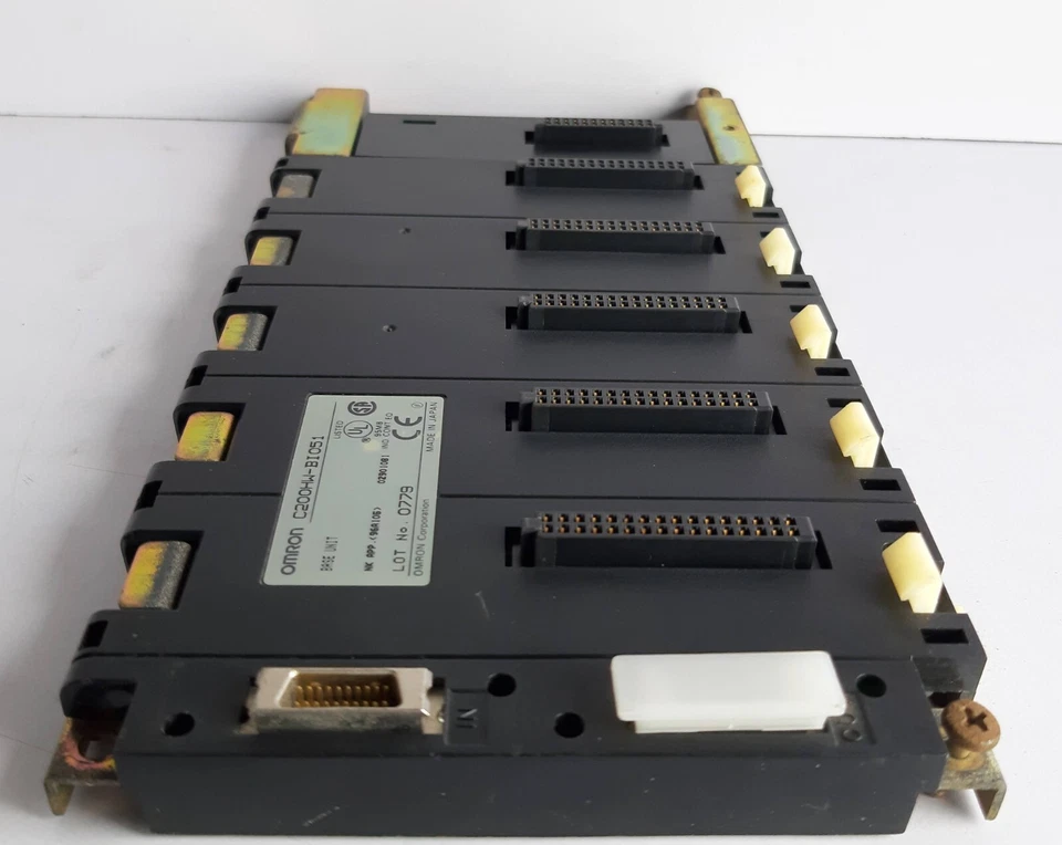 Omron C200HW-BI051 Base Unit - Image 2 of 4