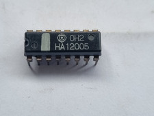 HITACHI HA12005 INTEGRATED CIRCUIT R4S1.5B1 
