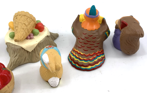 Hallmark Merry Miniatures Thanksgiving Lot of 9 Plymouth Rock Pilgrims Natives - Picture 9 of 10