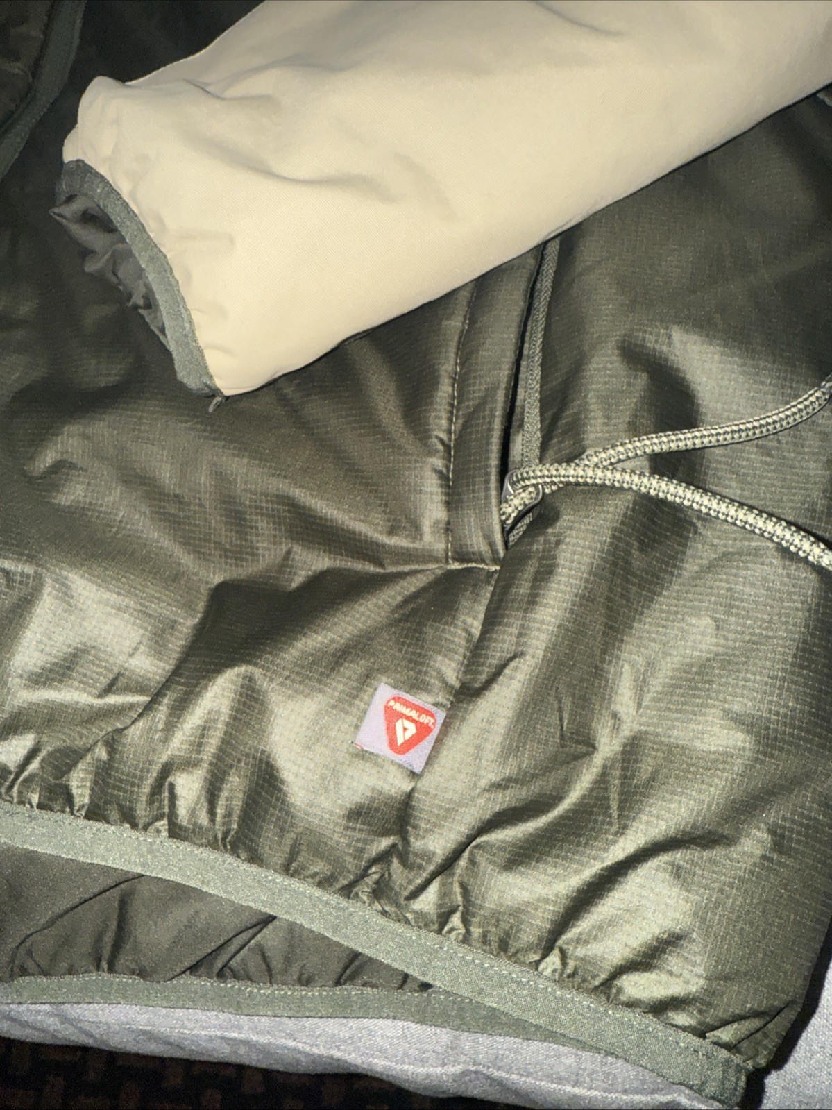 SACAI X NIKE Nike ACG Primaloft Giacca con Cappuccio CD7650 325 Olive Khaki Uomo Taglia XL NUOVA CON ETICHETTE $220