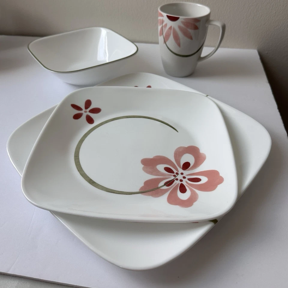 New Corelle Pretty Pink 16-Piece Dinnerware Set - Image 2 of 4