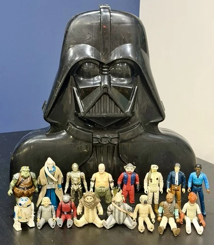 Vintage Star Wars 1980 Darth Vader Carrying Case w/ 16 Figures As Shown