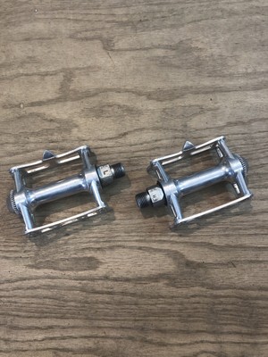 classic bike pedals