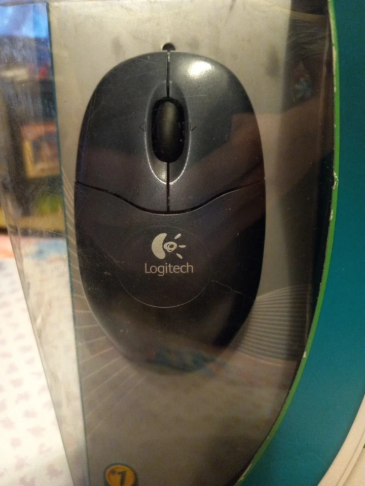 Logitech High-definition Optical Mouse - Image 2 of 4