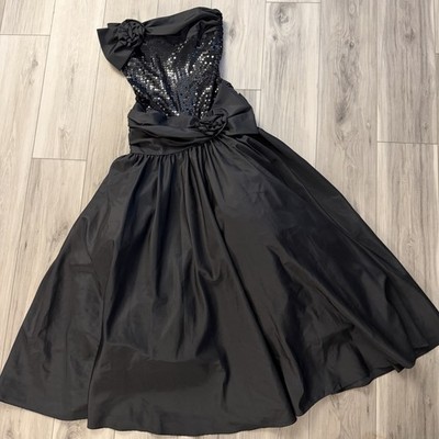 VTG Cache Black Sleeveless Gown Sequin Whimsigoth Size S or M Prom Goth READ