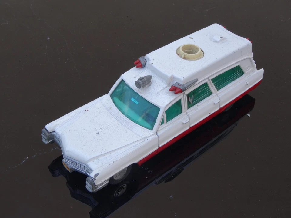 Ambulancia Cadillac Superior Dinky Toys Nº:267 - Original 1967-71 Foto 3 de 4