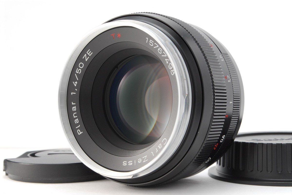 Carl Zeiss Planar T* 50mm F1.4 ZE キヤノンEF 712ehyA2jXL._UF350,350_QL50_.jpg