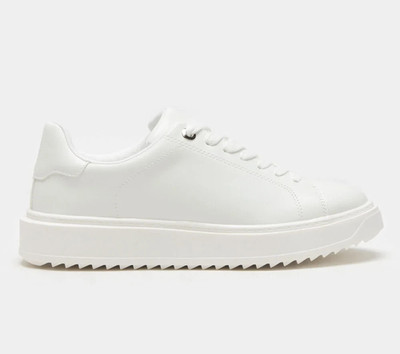 Women White Lace up Platform Sneakers Cushioned Low Top Soda Retain Size 6