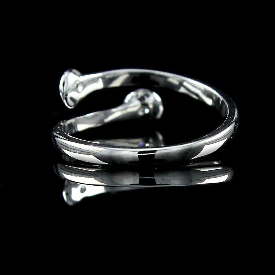 Anillo de boda de diamantes de corte redondo de 1,50 quilates con acabado de oro blanco de 14 k Foto 2 de 4