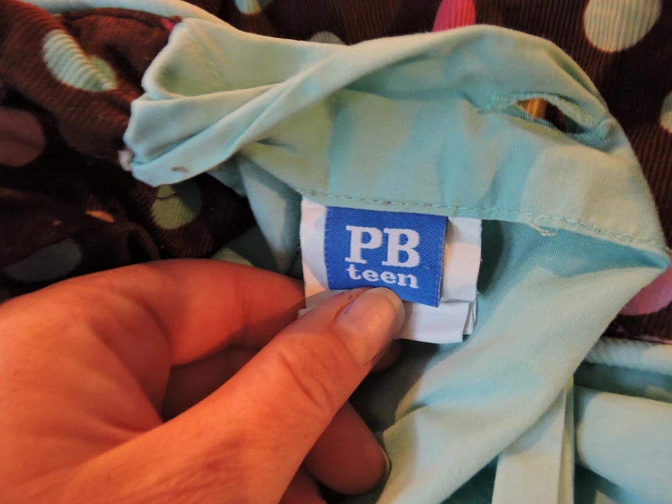 Edredón Pottery Barn PB Teen de pana marrón a lunares para cama doble queen completa Foto 4 de 4