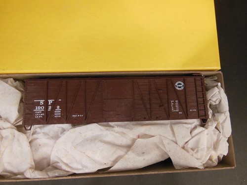 KIT COCHE CAJA 40' EXTERIOR REFORZADO ESCALA HO PRECISAIL SOUTH PACIFIC SP 19022 | Zustand: New