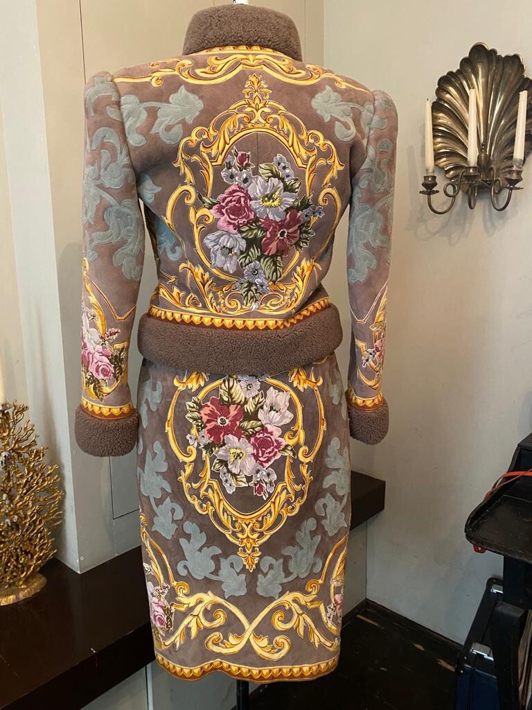 Picture 1 of 12