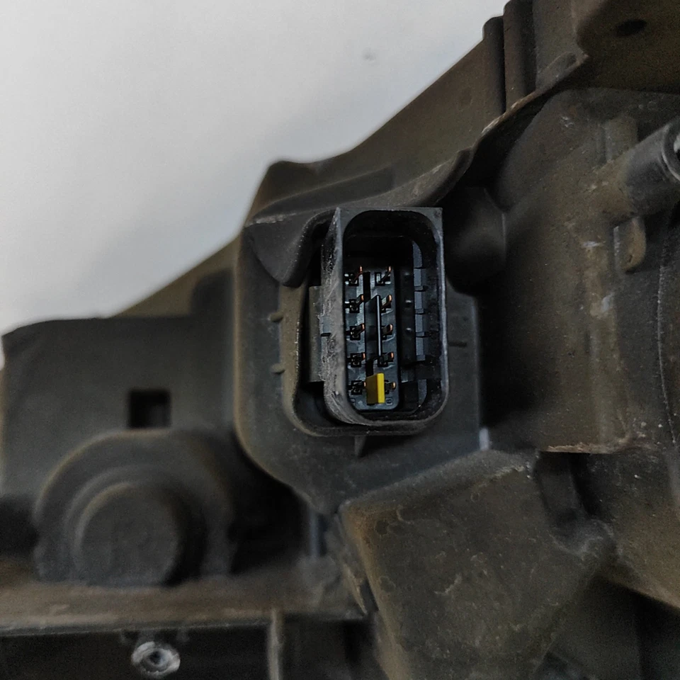 Peugeot 2008 MK2 vorne rechts Scheinwerfer RHD 9828333680 Elektrizität 100 kW 20 - Bild 4 von 4