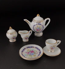 Dollhouse Miniature Reutter Porcelain Tea Set Floral w BLUE BORDER Gilt Germany