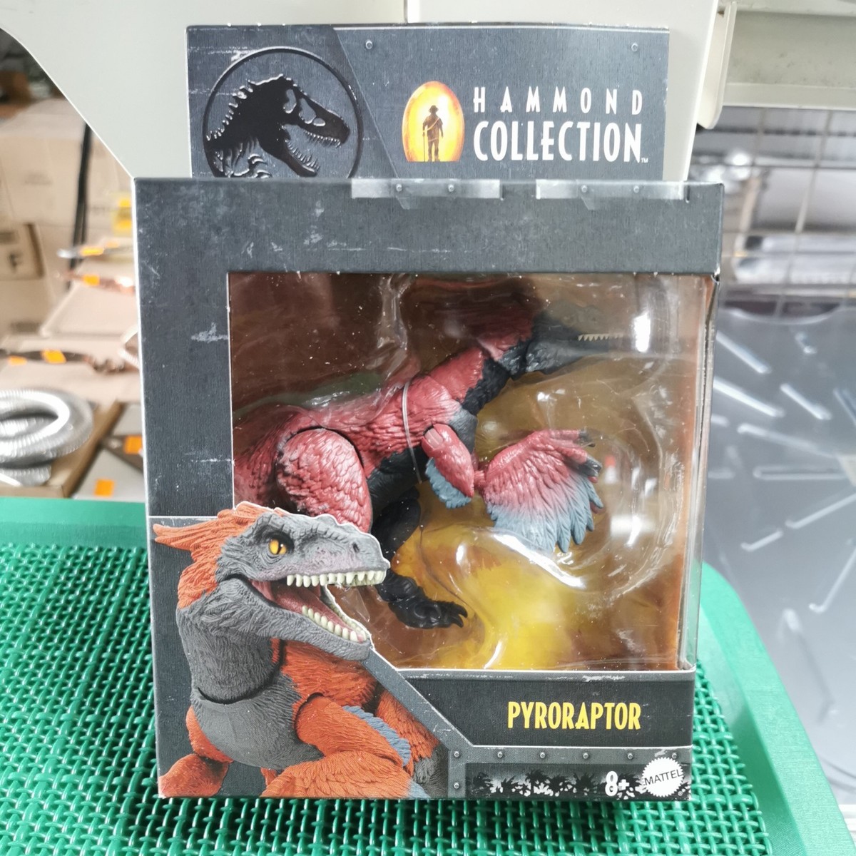 Mattel Jurassic World Hammond Collection Pyroraptor HTV64