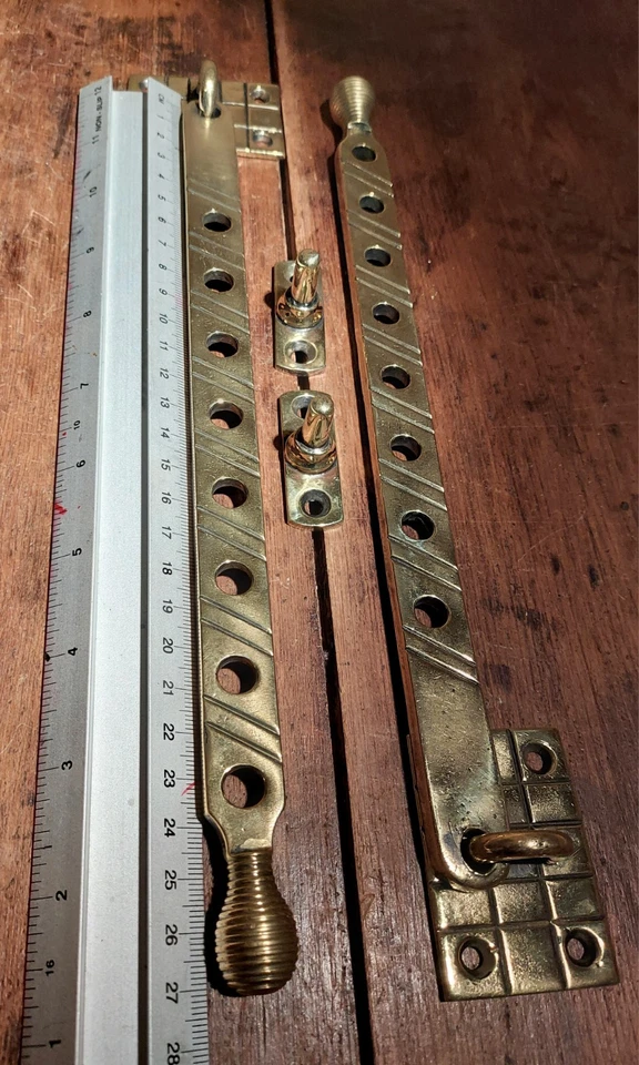 Pair of Antique Brass Window Stays - Arts And Crafts Style with Beehive Finials - Image 4 of 4