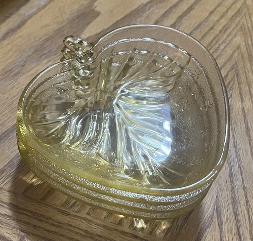 Vintage Hazel Atlas Strawberry Dish Depression Glass Pale Yellow/light Amber 5”