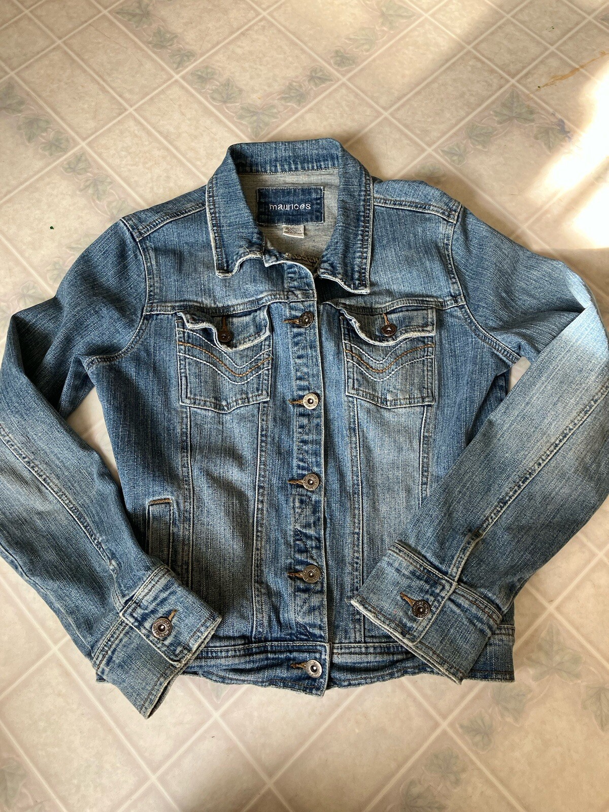 Foto 1 di 5