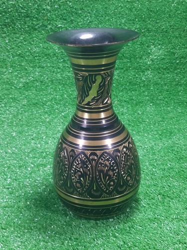 Florero De Bronce 9" Painted Bronze Vase Etched Black and Brass. Made in India - Picture 8 of 10
