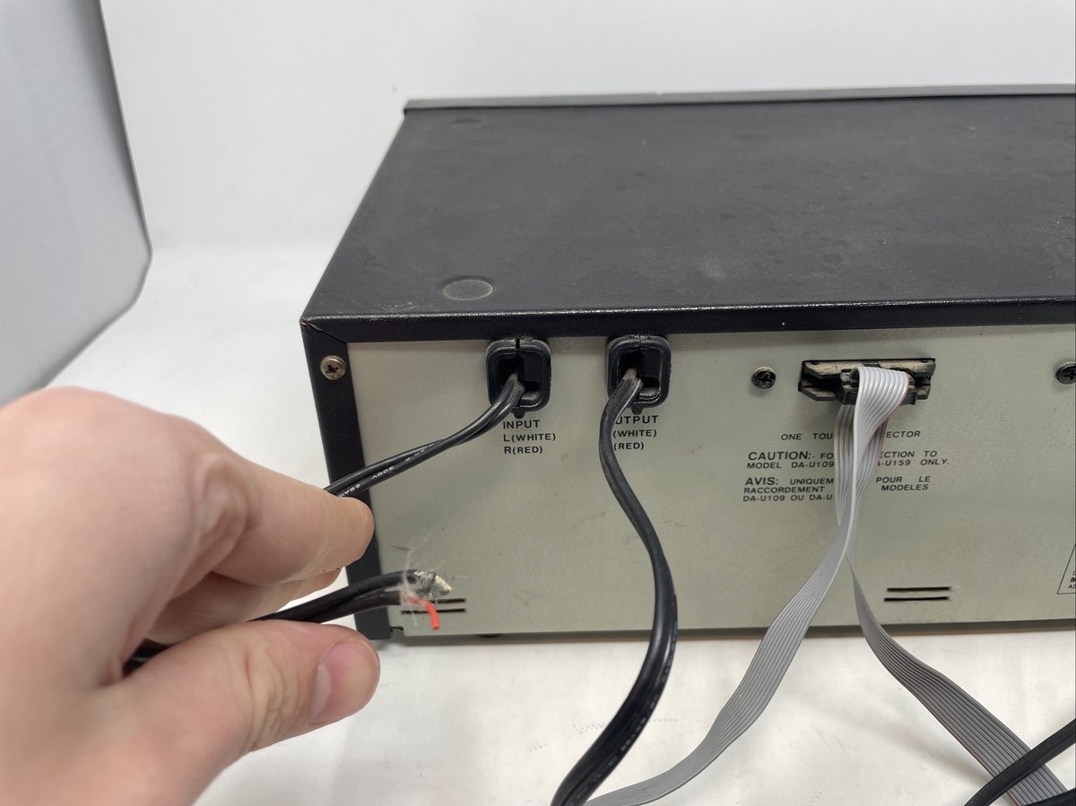 Mitsubishi DT-79 Stereo double Cassette Deck for parts or