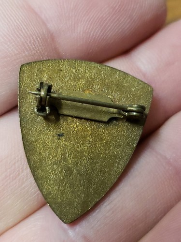Vintage 1986 ATA Grand Theodore McHugh President Trap Shoot Hunting Pin - Picture 2 of 2