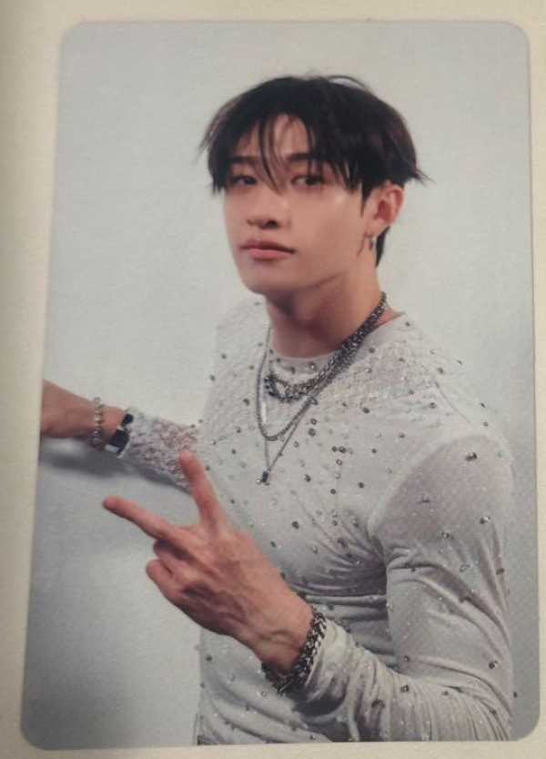Stray Kids GIANT JAPAN First Limited A ver. Official Stray Kids GIANT JAPAN First Limited A ver. Official