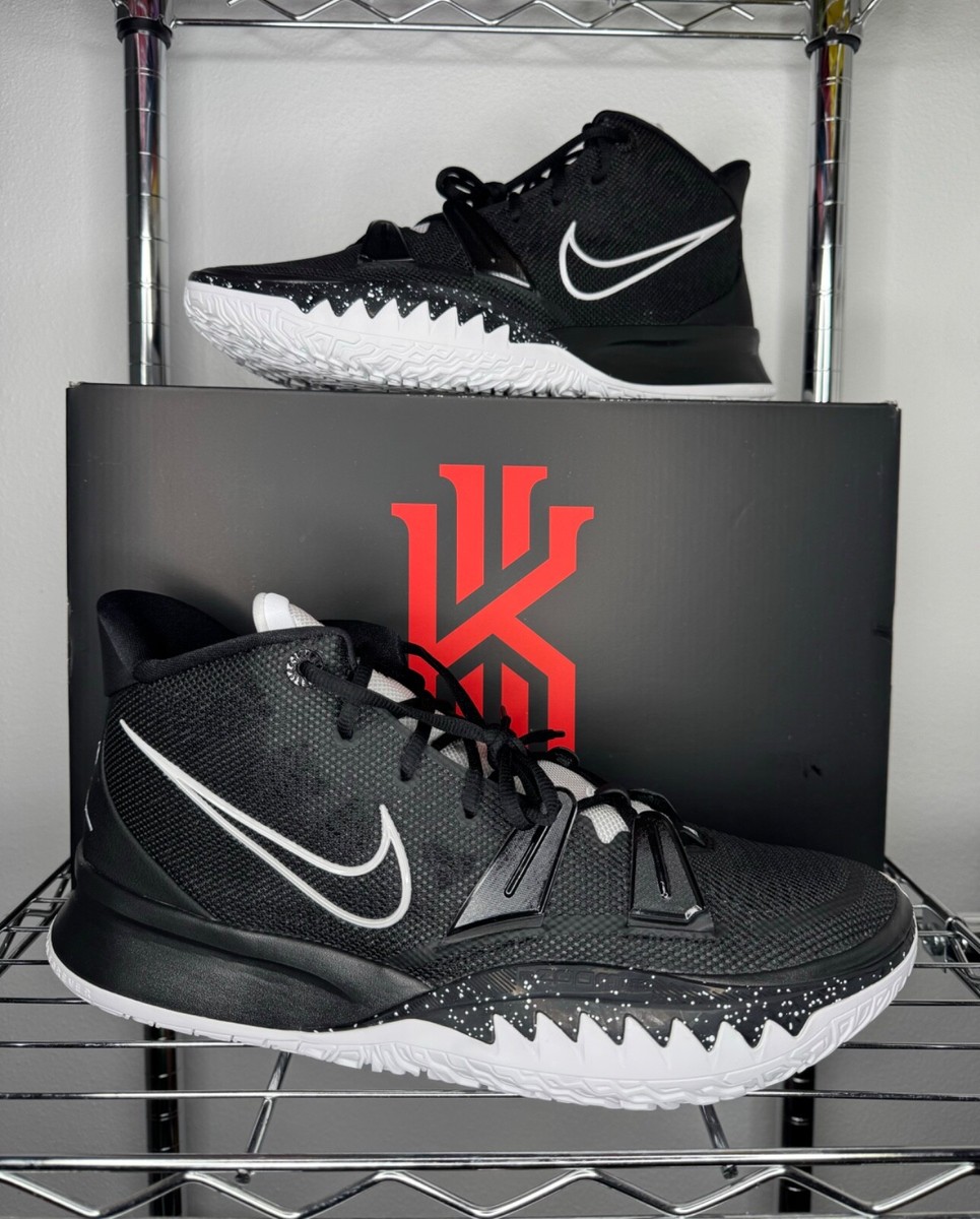 Nike Kyrie 7 シューズ 43 ブラック/グレー Amazon.com | Nike Men's Shoes Kyrie 7 Black/White CQ9326-002