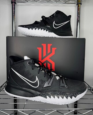 美品 NIKE KYRIE 7 EP ブラック グレー ピンク 26cm 迷彩柄 美品 NIKE KYRIE 7 EP ブラック グレー ピンク 26cm 迷彩柄