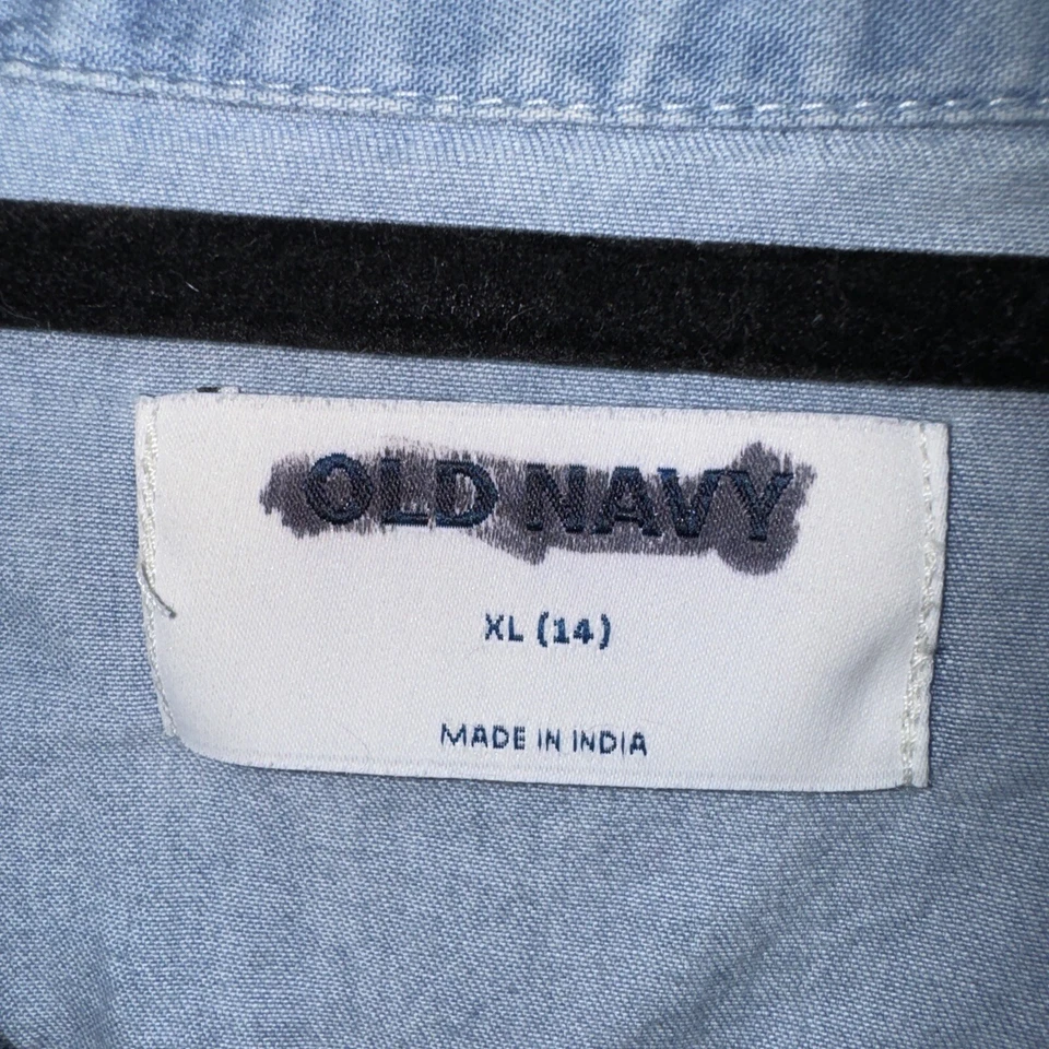 Old Navy Button Up Collared Blue Denim Shirt Long Sleeve XL (14)  - Image 3 of 4