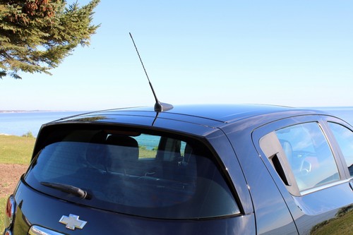 Mástil antena 16" estilo FUBA - SE ADAPTA A: 2010-2017 GMC Terrain - Imagen 4 de 7