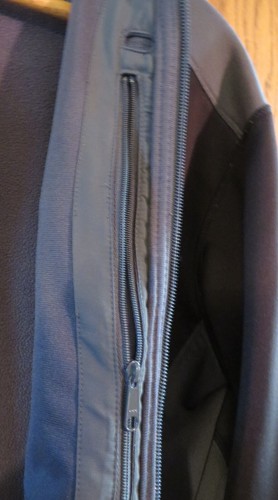 RED ROBIN RESTAURANT JACKET SIZE MED. Port Authority. Nice Logo Black/Gray - Picture 6 of 8