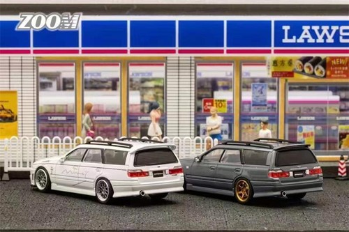 ZOOM 1:64 Stagea R34 carro serbatoio piastrelle cemento grigio/bianco miniere pressofuso modellino auto - Foto 3 di 11