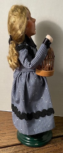 Byers Choice “Nautical Ocean Trader Girl w/ Bird Cage” 2000 - Picture 5 of 7