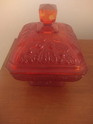 1971 JEANETTE CARNIVAL GLASS AMBERINA RED YELLOW OAK ACORN CANDY DISH
