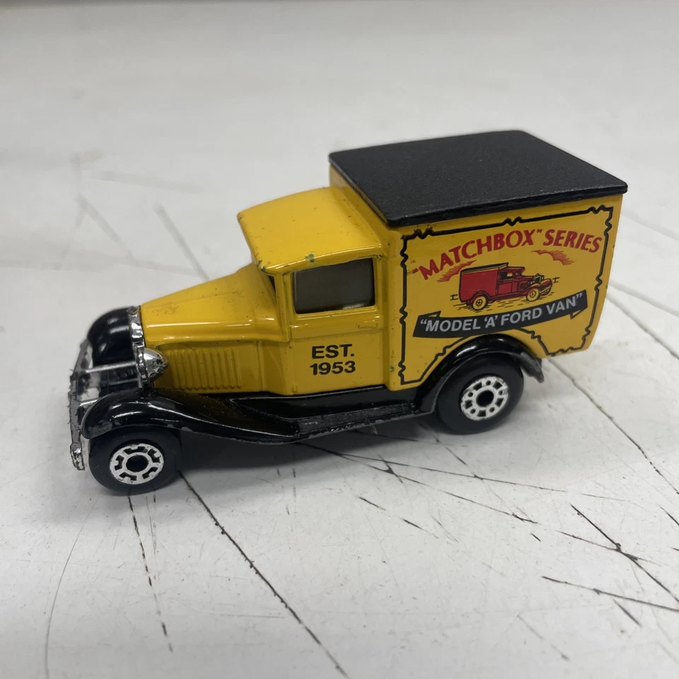 ORIGINAL VINTAGE RETRO DIECAST TOY CAR Matchbox Model A Ford Van - Image 2 of 3