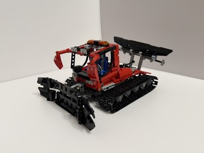 LEGO 8263 Technic Snow Groomer CAT Artic Tracker 2 in 1 Complete Lego Set