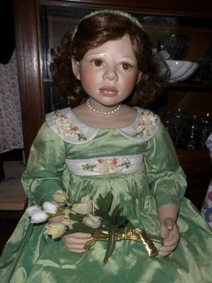 Künstlerpuppe  Beth aus Porzellan von Christine Orange