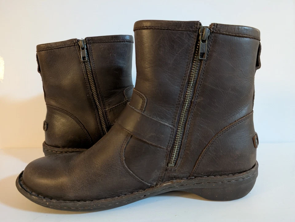 UGG Boots Women's Size 10 Bryce Biker Brown Leather Side Zip Casual 1009177 - Image 3 of 4