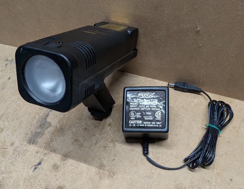 Vintage Optex Cordless Video Light CVL 100