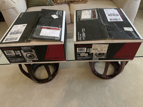 CDJ-850-w (pair) White CDJs, Original Boxes / Open - Picture 5 of 6