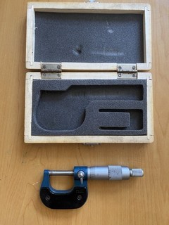 Analouge Micrometer 0 1”