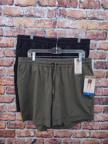 Mondetta Women's Shorts Size Large 2 Pack