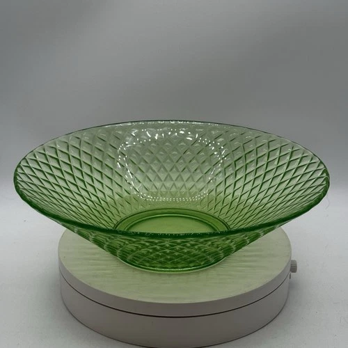 Vtg Uranium Glass Quilted Diamond Point Serving Bowl 10” Glows Green Depression