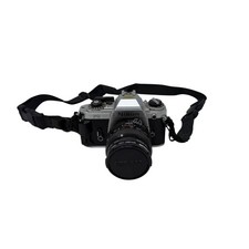 Nikon FG 35mm SLR Film Camera w/ KIRON 28mm F2 Spectralstar Skylight