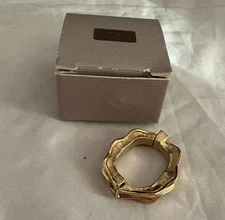 NIB Avon Goldtone Scarf Clip