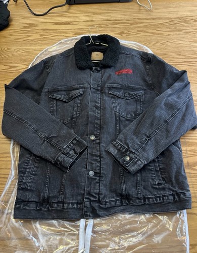 Stranger Things Men Denim Jacket (size Extra Large) rare