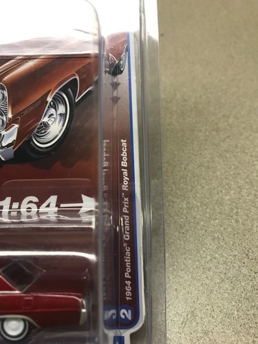 Auto World 1964 Pontiac Grand Prix Royal Bobcat Ultra Red Chase Die-Cast 1/64 - Picture 5 of 5